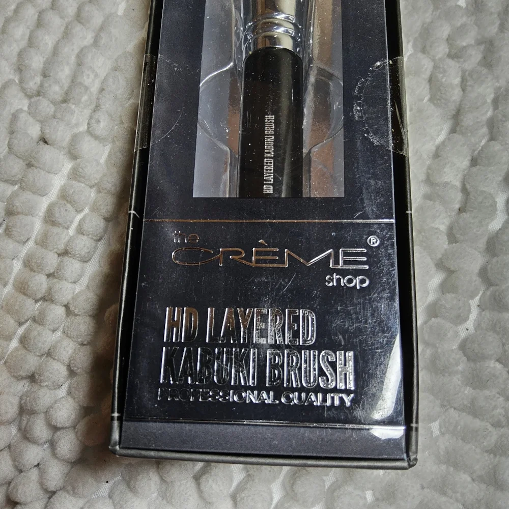 Kabuki Brush